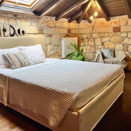 Boutique Stone House Guest House Psakoudia Ngoại thất bức ảnh