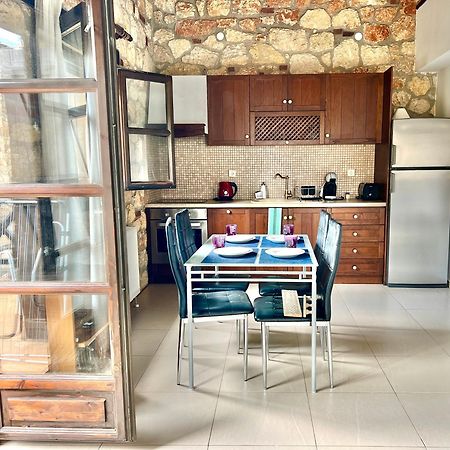 Boutique Stone House Guest House Psakoudia Ngoại thất bức ảnh