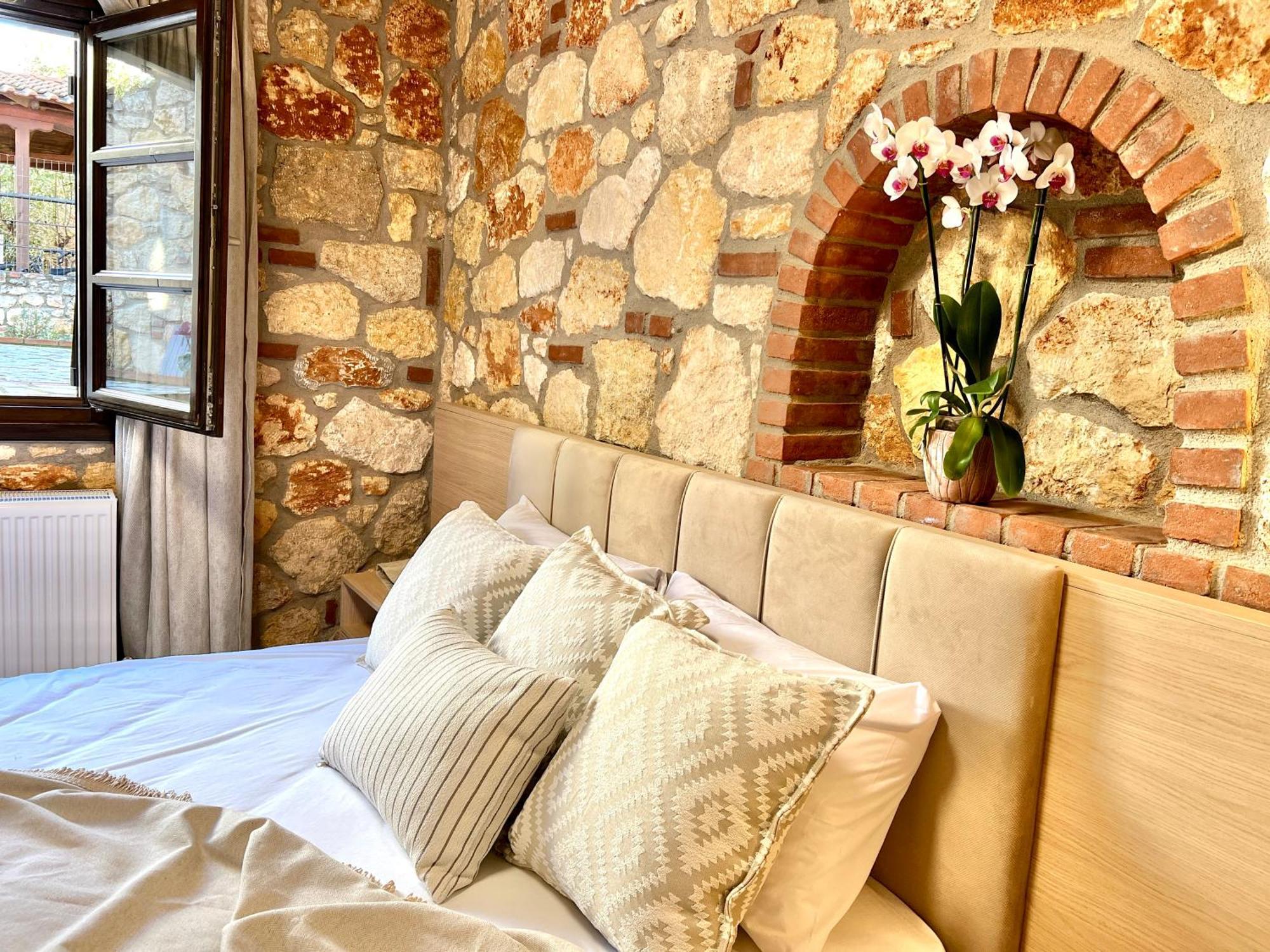 Boutique Stone House Guest House Psakoudia Ngoại thất bức ảnh