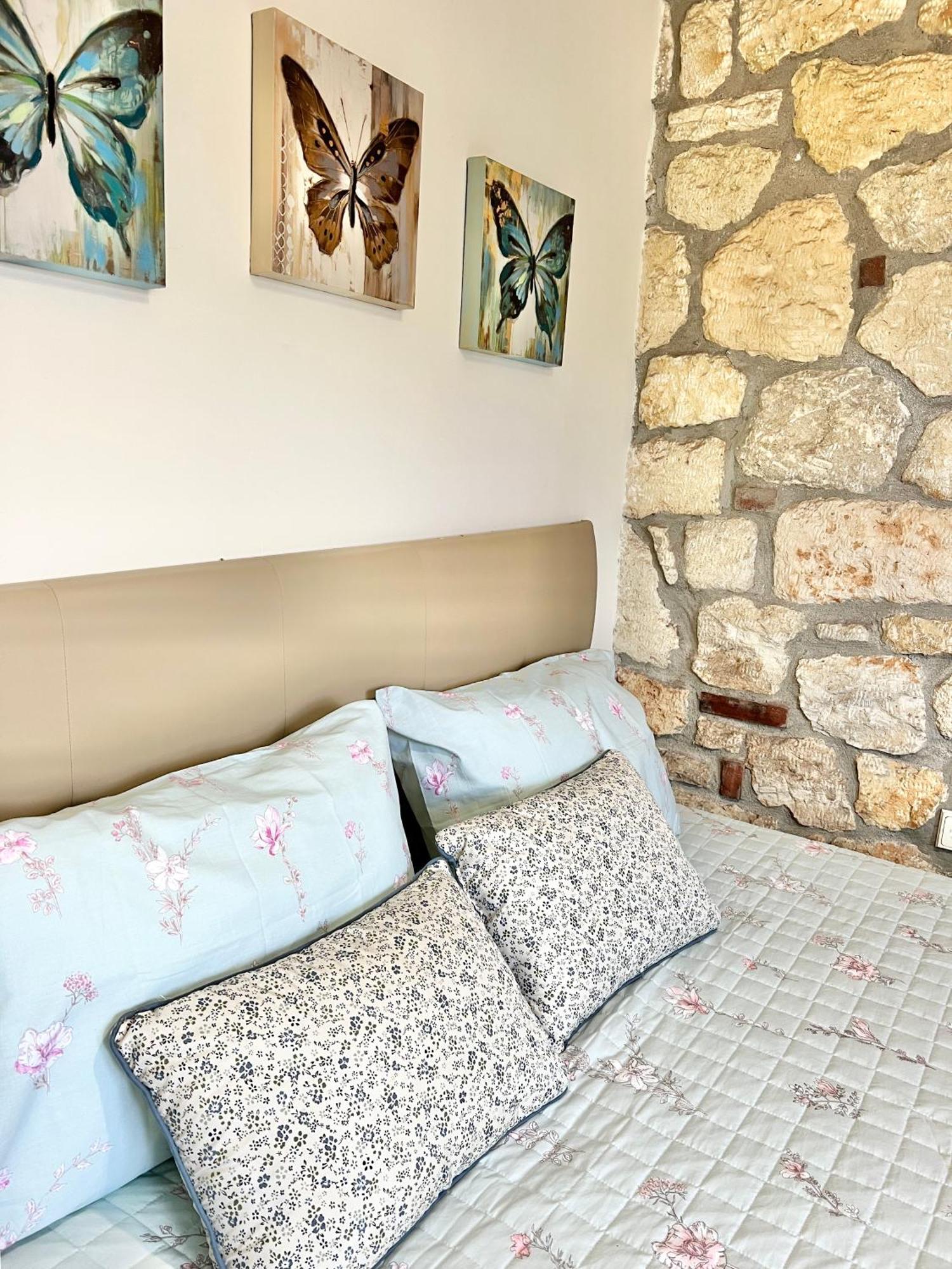 Boutique Stone House Guest House Psakoudia Ngoại thất bức ảnh