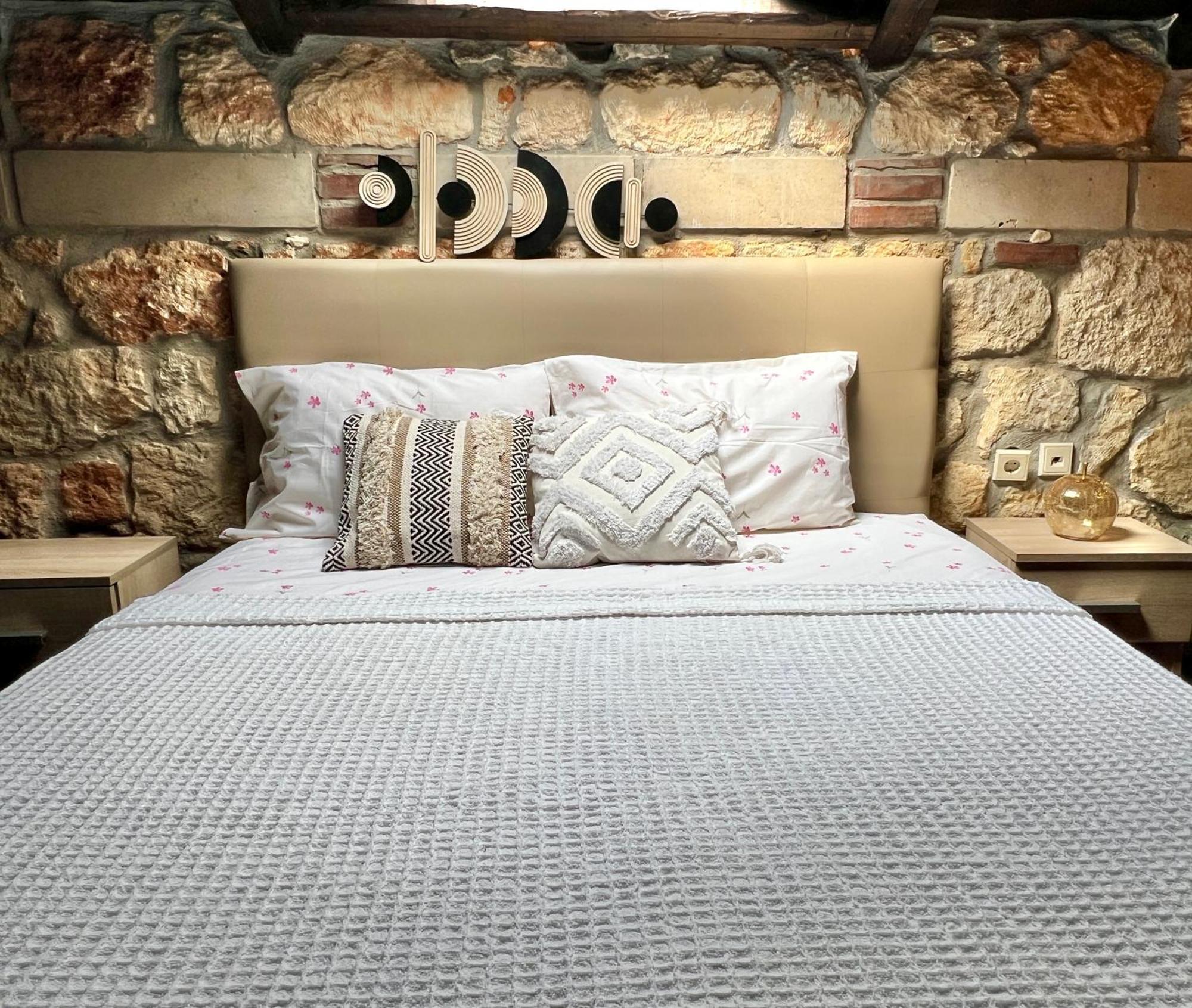 Boutique Stone House Guest House Psakoudia Ngoại thất bức ảnh
