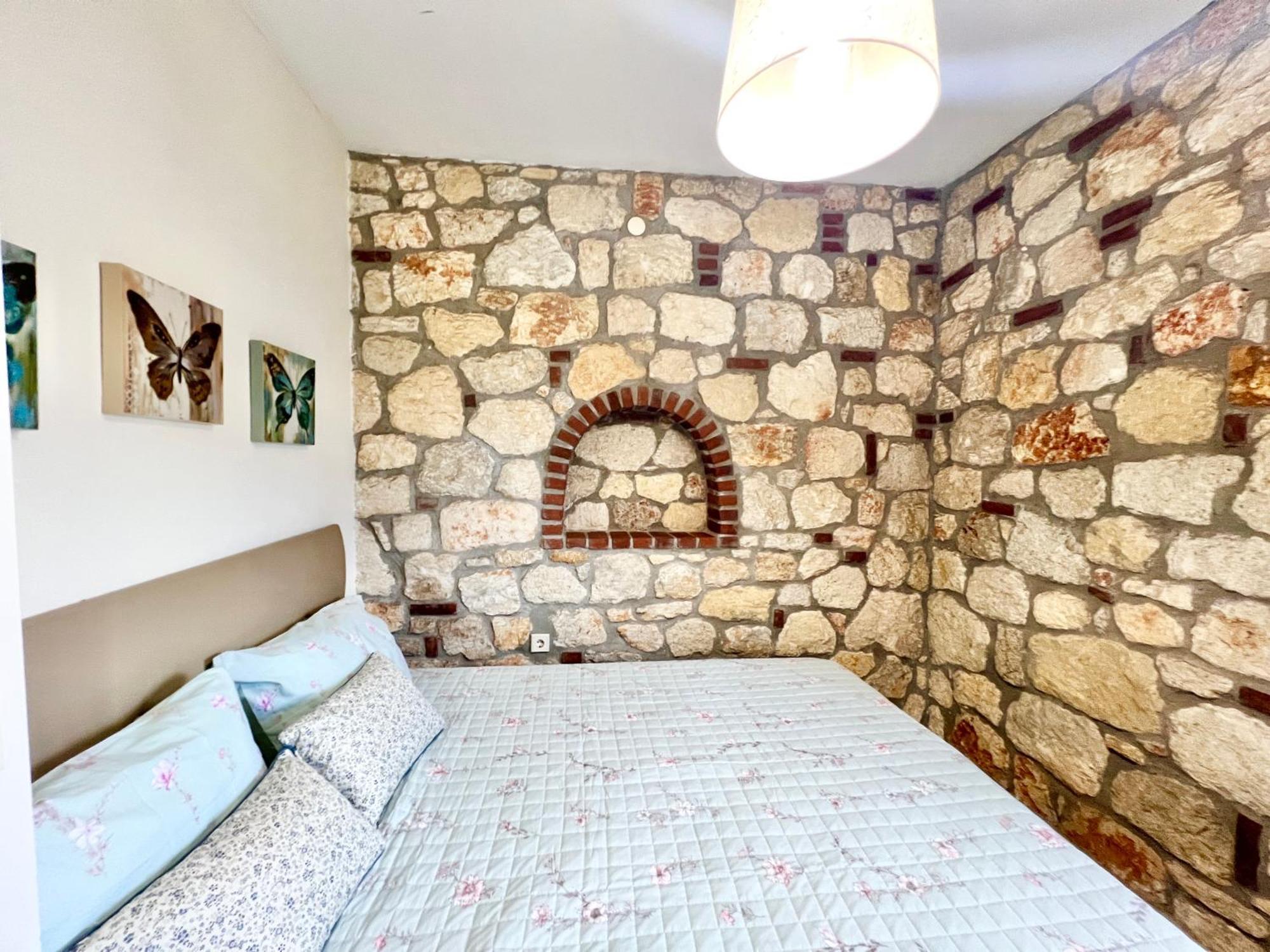 Boutique Stone House Guest House Psakoudia Ngoại thất bức ảnh